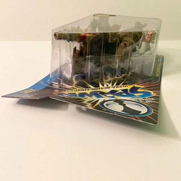 Vintage 1997 Spawn Series 8 Sabre Action Figure  McFarlane Toys Card Warped - Picture 7 of 16